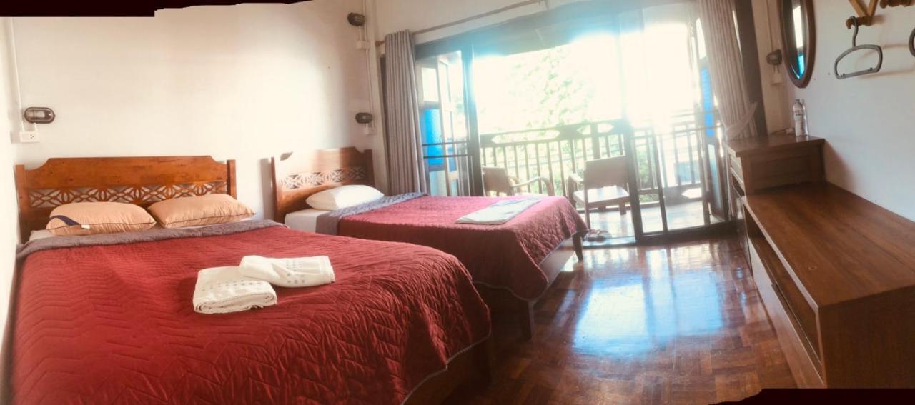 Bee Friend Hostel Чіангмай Екстер'єр фото